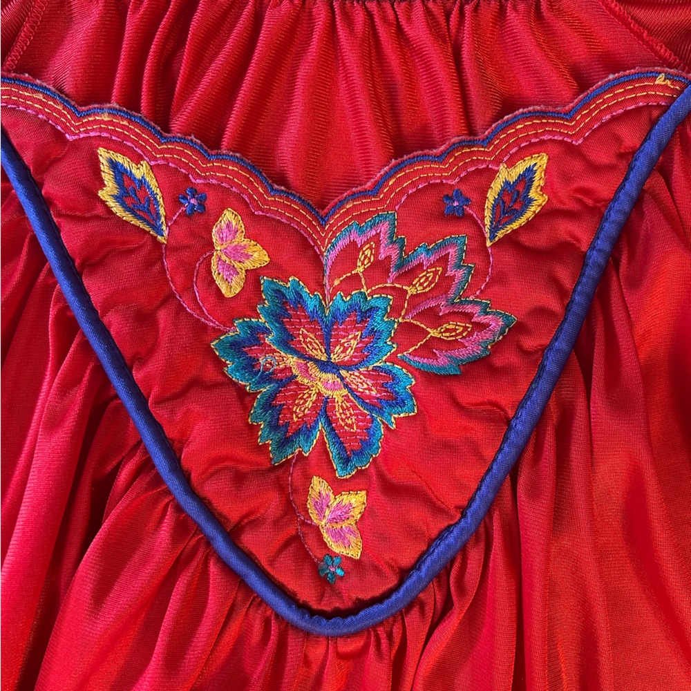 Vintage Vanity Fair Nightgown - Picture 5 of 10